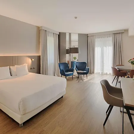 Nh Carpegna Szálloda 4*