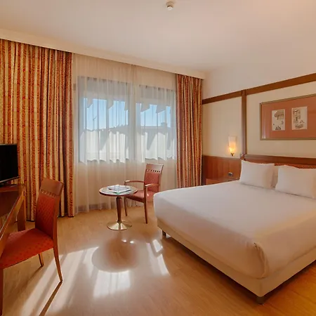 Nh Carpegna Hotel