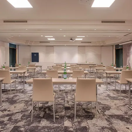 Hotel Nh Carpegna