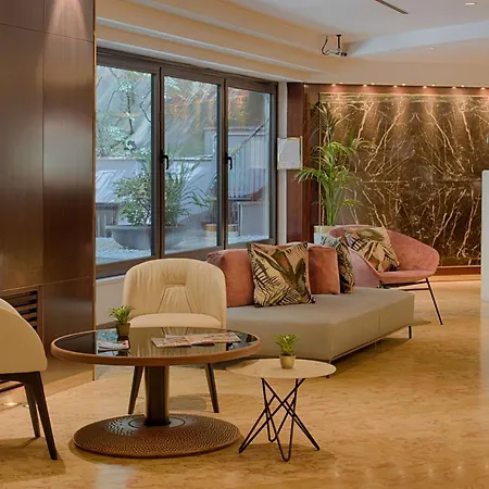 Nh Carpegna Hotel 4*