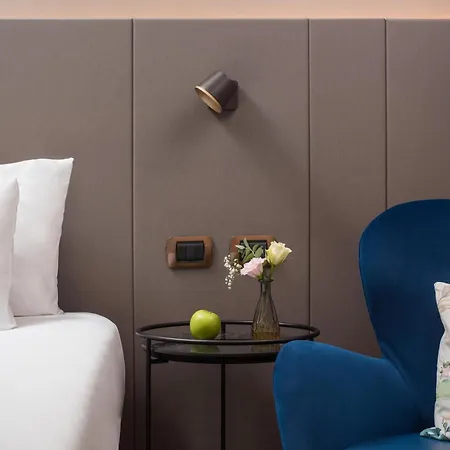 Nh Carpegna Hotel 4*