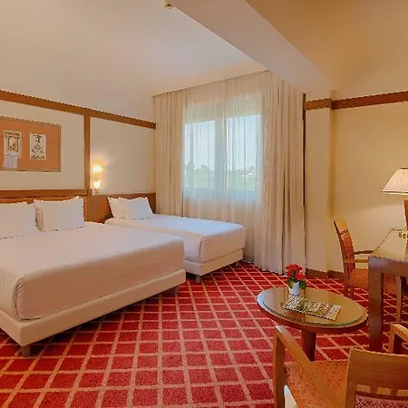 Nh Carpegna Hotel