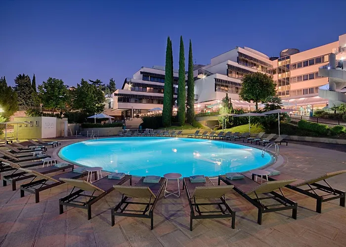 Hotel Nh Carpegna 4*