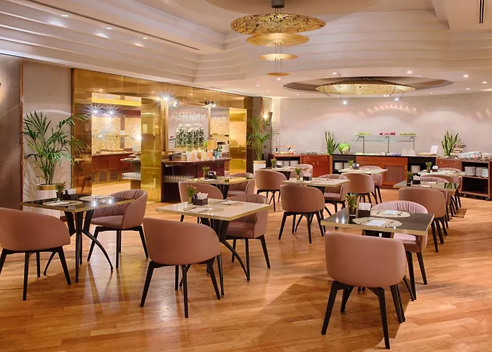 Hotel Nh Carpegna 4*