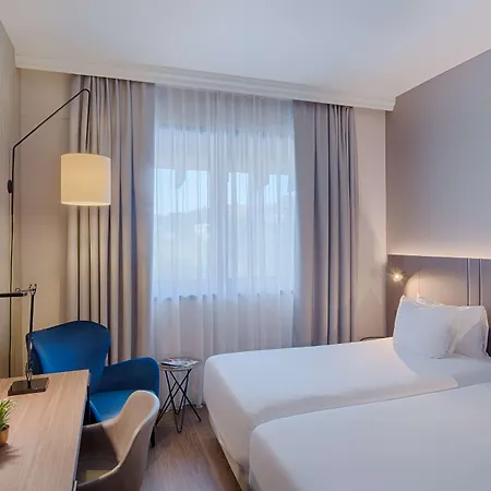 Hotel Nh Carpegna